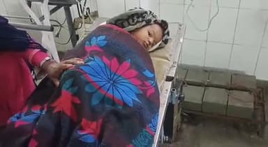 अलवर: बुर्जा बाईपास पर तुषार होटल के समीप सड़क क्रॉस कर रही मां-बेटी को बाइक ने मारी टक्कर, दोनों गंभीर रूप से हुईं घायल