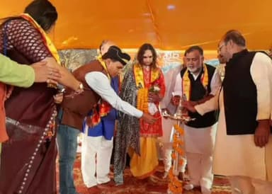 मेदिनीनगर (डालटनगंज): शहर स्थित तुलसी मानस मंदिर में श्रीमद भगवत कथा का हुआ शुभारंभ