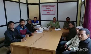 ग्वालियर गिर्द: न्यायमूर्ति रोहित आर्या के मार्गदर्शन में “समाधान आपके द्वार” के तहत लगे वृहद शिविर