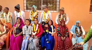 गुना नगर: चार धाम की यात्रा कर गुना वापस लौटा 160 यात्रियों का जत्था, जज्जी बस स्टैंड पर समाजसेवियों ने किया स्वागत