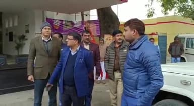 बीसलपुर: तहसील सभागार में चल रहे एमएलसी चुनाव में एडीएम ने पहुंचकर लिया सुरक्षा व्यवस्था का जायज़ा