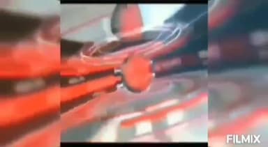 उत्तर प्रदेश मुरादाबाद थाना कोतवाली क्षेत्र के कयाम मोहल्ला रेती स्टेट में वर्षों पुराना पेड़ डेरी में गिरने से दो भैंसो