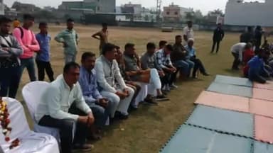 करेली: हरिविष्णु कामथ स्टेडियम में आयोजित जिला स्तरीय खेल प्रतियोगिता में सम्मिलित हुए विधायक जालम सिंह