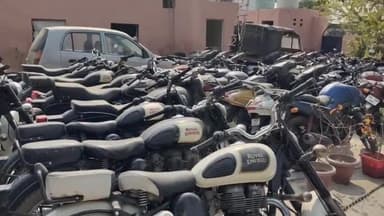 बहादुरगढ़: झज्जर यातायात पुलिस ने 294 बुलेट मोटरसाइकिल का किया चालान, इन पर करीब ₹44 लाख 11000 लगाया गया जुर्माना