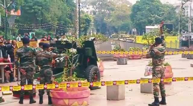 #Indian #Army #top #salami #Delhi #indiaget
@delhi @aajtak
