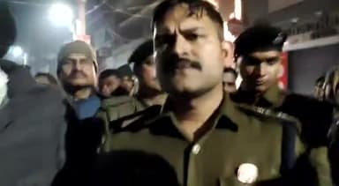 मोतिहारी: मोतिहारी में देर रात्रि में मूर्ति विसर्जन के दौरान हुई झड़प मामले में एसपी एवं डीएम ने दी प्रतिक्रिया