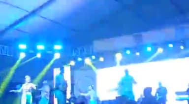 फ़िरोज़ाबाद महोत्सव 2023
मुख्य आकर्षण दिनांक 31.01.23-
सायं 5.30 बजे से स्थानीय कलाकार
सायं 7.00 बजे कथक बैले द्वारा सुश्र