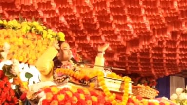 कदवा: कदवा भागवत कथा ज्ञान यज्ञ सात दिवसीय कार्यक्रम के अंतिम दिन प्रवचन सुनने की रही भीड़।