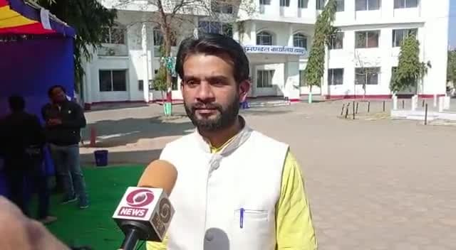 रामगढ़ विधानसभा में होने वाले उप चुनाव के लिए आज नामांकन पत्र लिए।

#रामगढ़_विधानसभा 
#धनंजय_कुमार_पुटूस #DhananjayKumarPutush #आपके_लिए_आपका_पुटूस #ApkeLiyeApkaPutush #RBSS