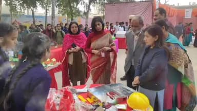 पंचकूला: सीनियर सेकेंडरी स्कूल रामगढ़ में 12वीं योग्य व्यावसायिक शिक्षा के छात्रों के लिए जिला स्तरीय रोजगार मेला हुआ आयोजित