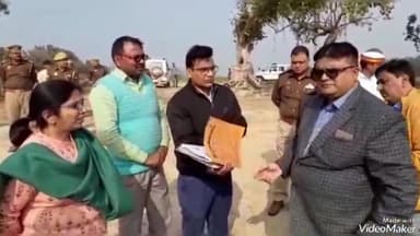 सुल्तानपुर: भदैया में मनरेगा एवं 15 वें वित्त आयोग से चल रहे अमृत सरोवर निर्माण कार्य का डीएम ने किया निरीक्षण