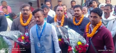 सिमरी बख्तियारपुर: सीटानाबाद चौक बाज़ार पर एसबीआई शंकरपुर के शाखा प्रबंधक राकेश रंजन के द्वारा ग्राहक सेवा केंद्र का किया गया उद्घाटन