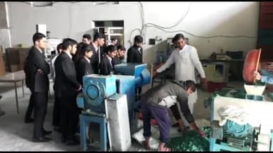 चरखी दादरी: केदारनाथ अग्रवाल इंस्टीट्यूट ऑफ मनैज़मेंट दादरी के विद्यार्थियों ने कुब्ज़ानगर SSI का किया शैक्षणिक दौरा