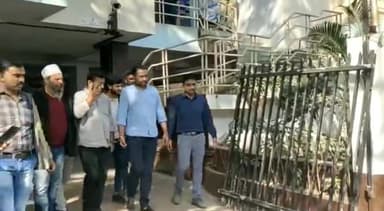 રાજકોટ પૂર્વ: એ-ડિવિઝન પોલીસે નકલી નોટ મામલે મુખ્ય સૂત્રધાર રમેશ બાબુ કસ્તુરીને તેલંગાણા ખાતેથી ઝડપી પાડ્યો