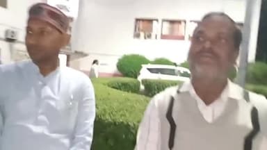 सिंगरौली: स्वच्छता प्रमाणपत्र वितरण को लेकर नगरनिगम सिंगरौली के अध्यक्ष,महापौर वआधिकारीयो पर जमकर बरसे वार्डपार्षद लगाए गंभीर आरोप