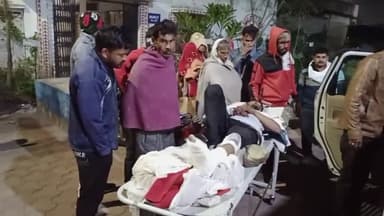 शाजापुर: टुकराना रोड पर अज्ञात वाहन ने बाइक सवार को मारी टक्कर घटना में बाइक सवार गंभीर रूप से घायल