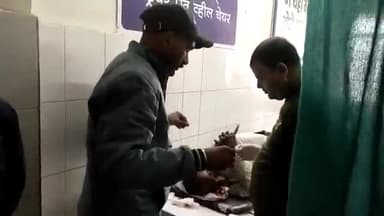 देवघर: देवघर नगर थाना क्षेत्र के झौसागढ़ी मोड़ में दो बाइक की टक्कर में एक व्यक्ति घायल, देवघर सदर अस्पताल में भर्ती।