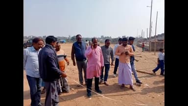 बरहरुवा: श्रीकुंड+2 हाई स्कूल मैदान में 11 फरवरी को जनसभा के आयोजन को लेकर स्थल की जांच करने पहुंचे कांग्रेस जिलाध्यक्ष बरकत खान