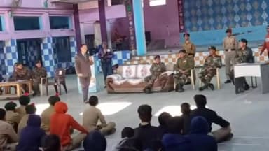 चरखी दादरी: वैश्य वरिष्ठ विद्यालय में एनसीसी की ए-सर्टिफिकेट परीक्षा हुई आयोजित, कमांडिंग ऑफिसर ने परीक्षा का किया निरीक्षण