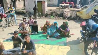 डेरापुर: ग्राम खनतलाईया डेरापुर क्षेत्र कानपुर देहात#जागरूकता #महापुरुष महापुरुष डॉक्टर अंबेडकर बाबा तथागत बुद्ध आधारित कार्यक्रम