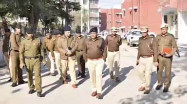 बहादुरगढ़: जिला पुलिस अधीक्षक वसीम अकरम ने थाना शहर सदर व लाइनपार बहादुरगढ़ का किया औचक निरीक्षण