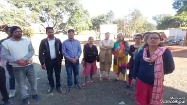 सिवनी: अपनी विभिन्न मांगों को लेकर व्यवसायिक प्रशिक्षकों ने कलेक्ट्रेट पहुंचकर मुख्यमंत्री के नाम कलेक्टर को सौंपा ज्ञापन