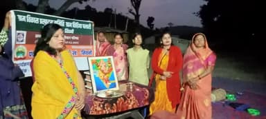 भारत माता की महाआरती जानवी नगर में रखी गई