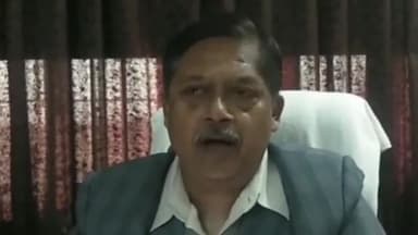 शामली: चार महीने पहले शामली में मृत महिला के नाम पर लगाई गई कोरोना सतर्कता डोज, सीएमओ ने बताया- गलत नंबर की वजह से हुई मिस्टेक