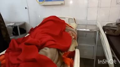 मुरादाबाद: मूंढापांडे क्षेत्र में लेंटर से गिरी ईंट की चपेट में आने से युवक हुआ गंभीर घायल, जिला अस्पताल में भर्ती