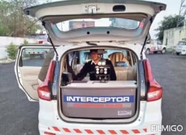 कोटा ट्रैफिक पुलिस को एक इंटरसेप्टर मशीन मिली है जो 60 किलोमीटर प्रति घंटा से तेज वाहन चलाने वालों पर नजर रखेगी।