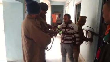 नूरसराय: मकनपुर गांव में मूर्ति विसर्जन के दौरान गोली चलाने के आरोप में एक आरोपी को पुलिस ने किया गिरफ्तार