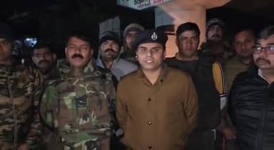 एत्मादपुर: आगरा लोहा मंडी लूट में फरार चल रहे अपराधी और पुलिस के बीच हुई मुठभेड़, आरोपी हुआ गिरफ्तार