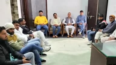 चरखी दादरी: जेजेपी कार्यालय में आयोजित हुई युवा बूथ योद्धा के चारों ब्लॉकों की जिलास्तरीय बैठक, वरिष्ठ नेताओं ने दिए मूल-मंत्र