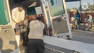 टूंडला: राजा के ताल के पास उसायनी रोड पर सांड से टकराकर बाइक सवार व्यक्ति हुआ घायल, अस्पताल में कराया गया भर्ती