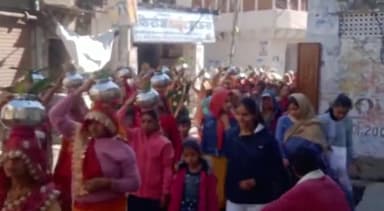 नैनवां: नैनवा कस्बे में जांगिड़ समाज ने विश्वकर्मा जयंती के अवसर पर कलश यात्रा के साथ निकाली भव्य शोभायात्रा