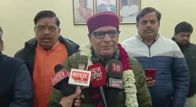 मुरादाबाद: एमएलसी चुनाव में जीत के बाद बुद्धि विहार स्थित भाजपा कार्यालय पहुंचे जयपाल सिंह व्यस्त ने वोटरों का किया शुक्रिया