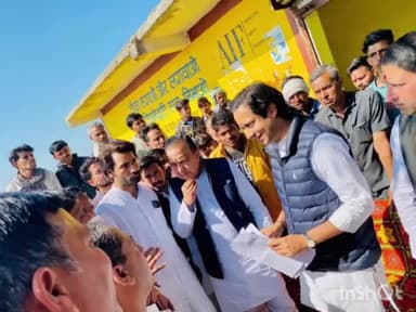 नईसराय: राघौगढ़ पहुंचे चंदेरी विधायक गोपाल सिंह चौहान ने कांग्रेस कार्यकर्ताओं की आमसभा को किया संबोधित