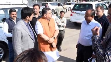 રાજકોટ પૂર્વ: જડ્ડુસ હોટેલ નજીક નવનિર્મિત ઓવર બ્રિજની મુલાકાત શહેર ભાજપ પ્રમુખ સહિતનાઓ દ્વારા લેવામાં આવી