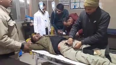 मैनपुरी: ईशन नदी पुल पर ड्यूटी कर रहे होमगार्ड को ट्रक ने मारी टक्कर, उपचार के लिए जिला अस्पताल में भर्ती