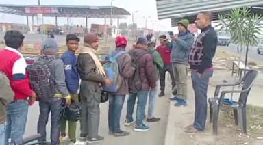 कुचायकोट: उत्पाद टीम ने बलथरी चेक पोस्ट पर जांच अभियान के दौरान 13 लोगों को शराब के नशे में किया गिरफ्तार