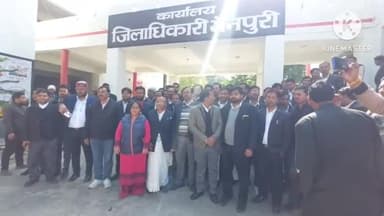 मैनपुरी: दीवानी बार एसोसिएशन के अध्यक्ष के नेतृत्व में अधिवक्ताओं ने 4 सूत्रीय मांगों को लेकर डीएम व एसपी को सौंपा ज्ञापन