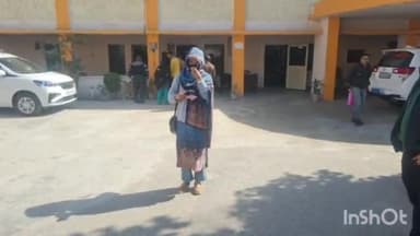 आगरा: दुष्कर्म मामले की पीड़िता ने पुलिस कमिश्नर से की शिकायत, आरोपी वकील पर कार्यवाही नहीं कर रही थाना न्यू आगरा पुलिस