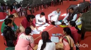 गुना नगर: महावीरपुरा सरस्वती स्कूल में विद्या भारती के आचार्यों को नई शिक्षा नीति पर अभ्यास वर्ग में दिया जा रहा प्रशिक्षण