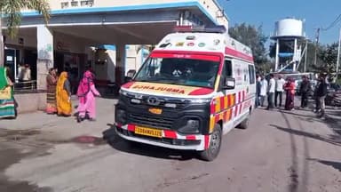 शाजापुर: अनाज मंडी के समीप अज्ञात वाहन ने बाइक सवार को मारी टक्कर, घटना में 2 लोग गंभीर रूप से घायल