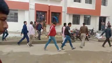 कुचायकोट: मुख्यमंत्री की समाधान यात्रा को लेकर डीएम ने राजकीय पॉलिटेक्निक और कृषि विज्ञान केंद्र सिपाया का किया निरीक्षण