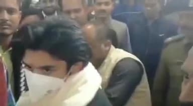 ग्वालियर गिर्द: जनपद ग्वालियर के प्रभारी मंत्री तुलसीराम सिलावट के साथ ग्वालियर व्यापार मेले में पहुंचे महाआर्यमन सिंधिया