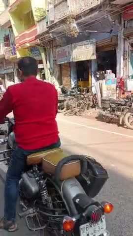 गया में सड़क पर अतिक्रमण से जाम @गया@bodhgayalocal.dev