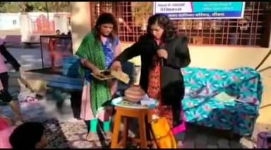 नीमच नगर: नगर पालिका के स्वच्छता सर्वेक्षण की प्रेरक ने भूतेश्वर मंदिर पर जागरूकता कार्यक्रम किया आयोजित