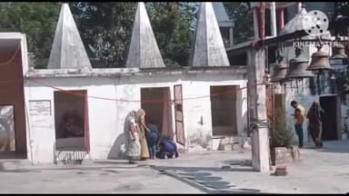 शिकोहाबाद: गाँव जेवड़ा में देवी मंदिर पर पूर्णिमा को लेकर मेले का हुआ आयोजन, 101 कन्याओं को कराया गया भोज