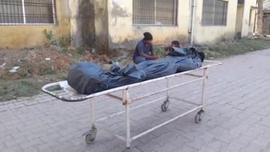 अंबिकापुर: एनएच-43 लालमाटी के पास सड़क हादसे में मृत मजदूर के शव का हुआ पोस्टमार्टम